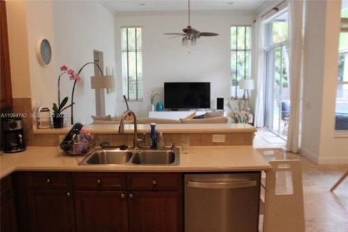 Reflection Ln Unit,weston, Home For Rent in Sunrise - Image 1