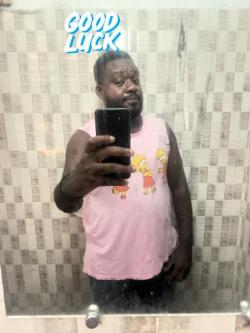 Relation amoureuse à Bouaké - Photo 1