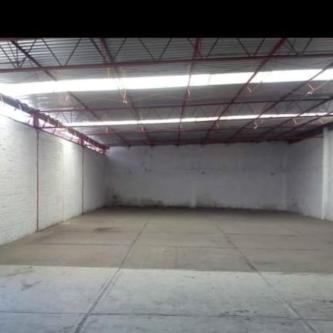 Rento bodega 300 mts en Tláhuac - Imagen 1
