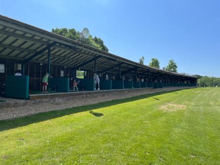 Retail Sales Associate - Golf Store in London - Image 2