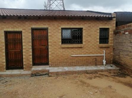 Room to Rent in Randburg - Image 1