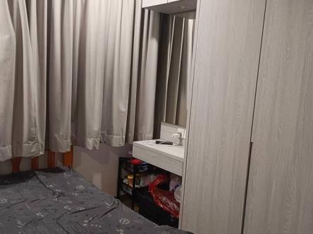 Room in Singapore - Image 1