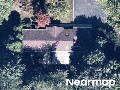 Rose St in Smithtown - Image 1