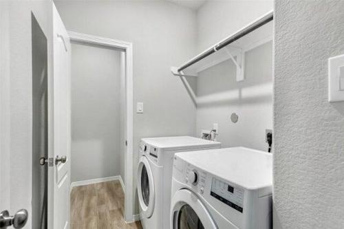Russet Bluff Trl, Huffman, Home For Rent in Spring - Image 1