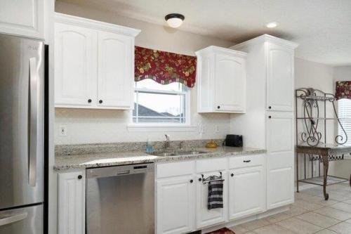 S Hillsdale Ave, Springfield, Home For Rent in Springfield - Image 1