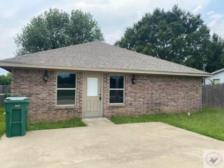 S Merrill St, New Boston, Home For Rent in Longview - Image 1