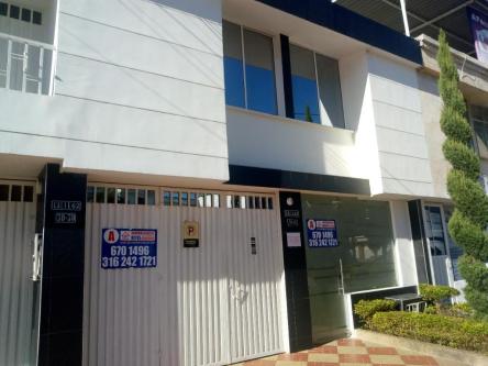 SE ARRIENDA ESPECTACULAR CASA CON LOCAL ! CONUCOS! en Bucaramanga - Imagen 1