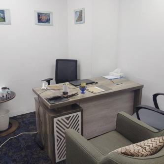 SEPERATE OFFICE FOR RENT 549 SQFT in Madīnat Zāyid - Image 4
