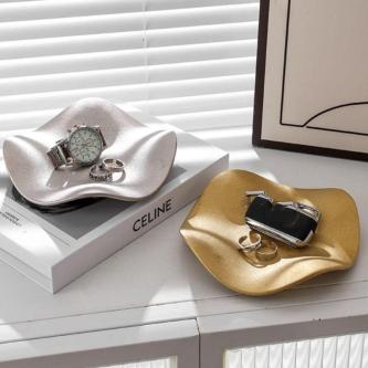 SEVENON Jewelry Display Tray, Ceramic Irregular Storage … in Singapore - Image 1