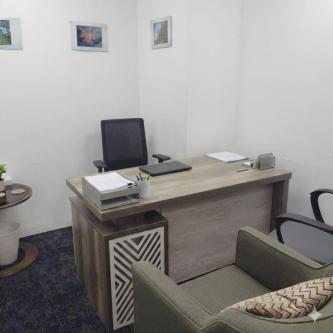 SMALL FURNISHED OFFICE FOR RENT in Dubai - Image 1
