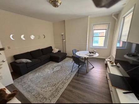 SPACIOUS PRIVATE STUDIO in Pomona - Image 7