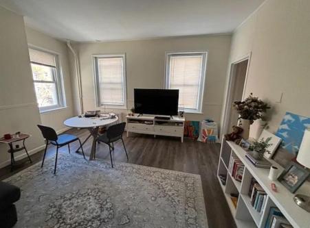 SPACIOUS PRIVATE STUDIO in Pomona - Image 8