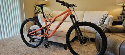SPECIALIZED STUMPJUMPER. New, Never Ridden. in Honolulu - Image 5