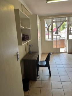 STUDENT ACCOMMODATION ADVERTISING in Roodepoort - Image 4