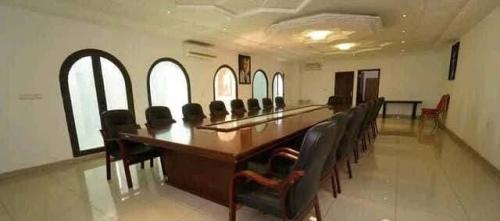 SUPER DUPLEX DE 13 PIÈCES +PISCINE RIVIÉRA 4 M’BADON à Abidjan - Photo 7