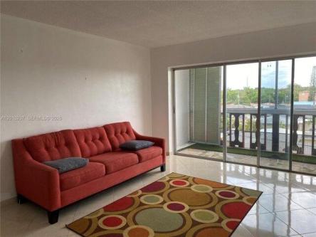 Se Rd Ave Apt C, Hallandale Beach, Condo For Rent in Hollywood - Image 1