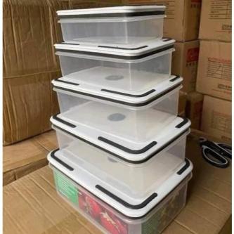 Set of 5 Rectangular Plastic Food Containers - With Lid, … in Ipoh - Image 1