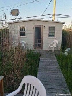 Sextant Walk, Ocean Beach, Home For Rent in White Plains - Image 1