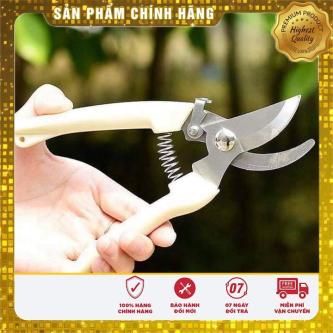 Sharp tree branch pruning scissors in Taman Johor Jaya - Image 1
