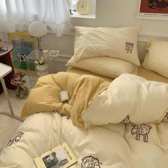Simple Style Quilt Cover Student Dormitory Four-Piece … in Singapore - Image 1