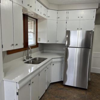 Single Family Home in Akron - Image 10