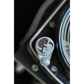 Soft Shutter Release Button Cat Pattern Silver/Gold in Singapore - Image 1
