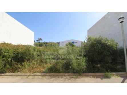 Solar edificable en el polígono de Alaior en Mahón - Imagen 1