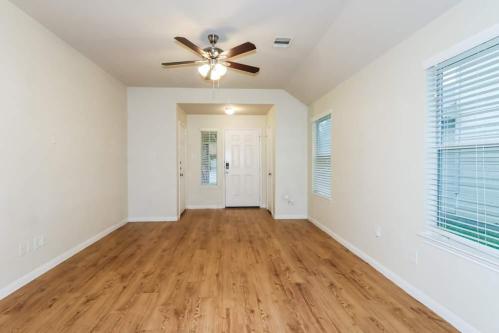 Spacious 3BR/2BA Apartment for Rent in Katy, TX – Move-In Ready! in Sugar Land - Image 13