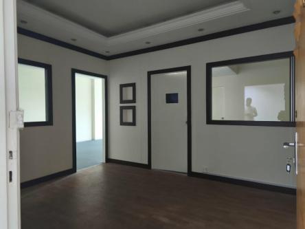 Spacious Separate Office for Rent in Al Garhoud in Dubai - Image 2