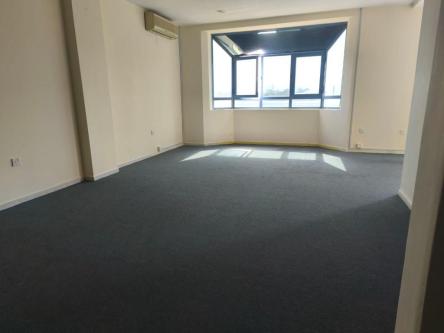 Spacious Separate Office for Rent in Al Garhoud in Dubai - Image 7