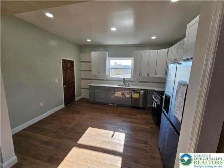 Spring Garden St, Easton, Home For Rent in Bethlehem - Image 1