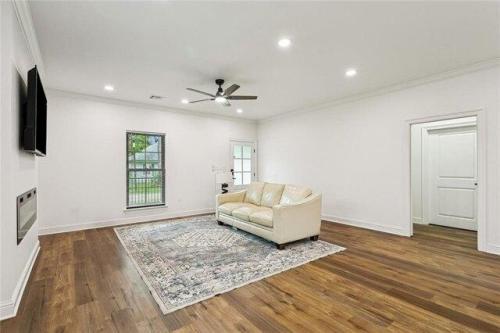 St St, Covington, Home For Rent in Metairie - Image 1