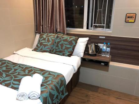 Starry inn in Hong Kong - Image 1
