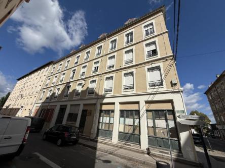 Studio loué à Oullins - Photo 1
