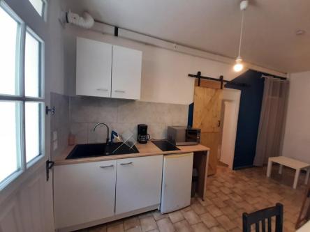 Studio rdc 15m2 Meublé Nîmes Richelieu à Nîmes - Photo 1