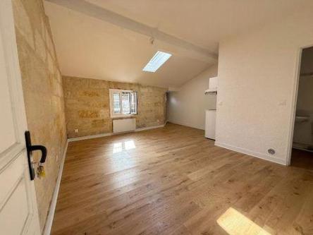 Studio à Bordeaux - Photo 1