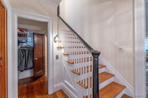 Summit Ave, Buffalo, Home For Rent in Buffalo - Image 1