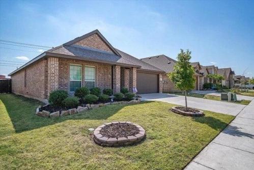Sunny Corner Rd, Royse City, Home For Rent in Edinburg - Image 1