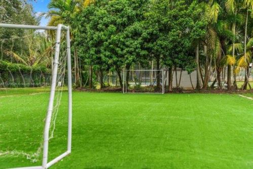 Sw Th St, Miami, Home For Rent in Homestead - Image 1