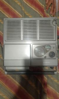 TELEVISOR Y RADIO PORTÁTIL SAMSUNG AÑO 80 en Santiago de Chile - Imagen 2