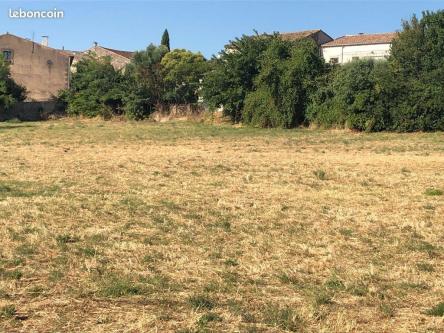 TERRAIN CONSTRUCTIBLE AVEC MAISON à Agde - Photo 1