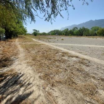 TERRENO COMERCIAL EN RENTA SOBRE AV. CLOUTHIER EN SANTA CATARINA en San Pedro Garza García - Imagen 1