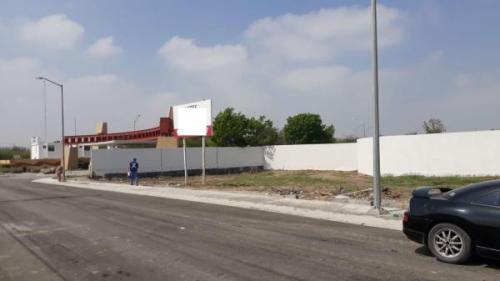 TERRENO COMERCIAL EN RENTA en Huinalá - Imagen 1