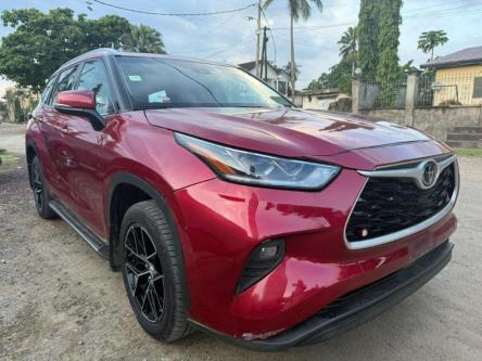 TOYOTA HIGHLANDER XLE ANNÉE 2021 à Douala - Photo 6