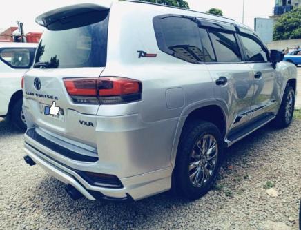 TOYOTA Land Cruiser VX-R V8 à Abidjan - Photo 9