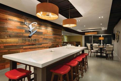 TRYP by Wyndham Isla Verde en Puerto Rico - Imagen 1