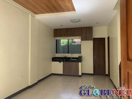 Talamban, Cebu, Townhouse For Rent in Mandaue - Image 1