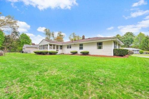 Temi Rd, Hudson, Home For Sale in Worcester - Image 1