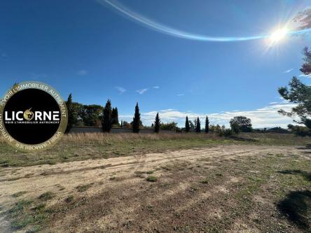 Terrain constructible à Pertuis - Photo 1