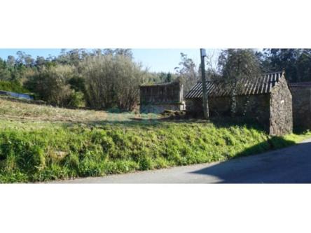 Terreno edificable de 1.768 m² en Oleiros - Imagen 1